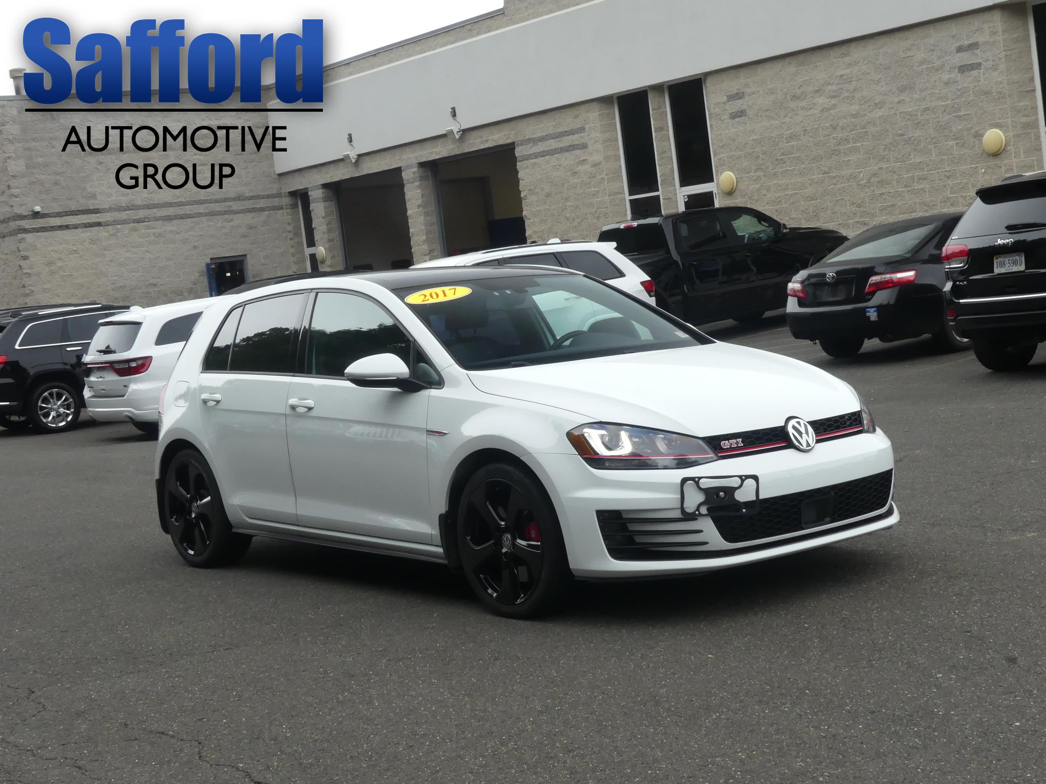 Pre-Owned 2017 Volkswagen Golf GTI 2.0T 4-Door Autobahn DSG