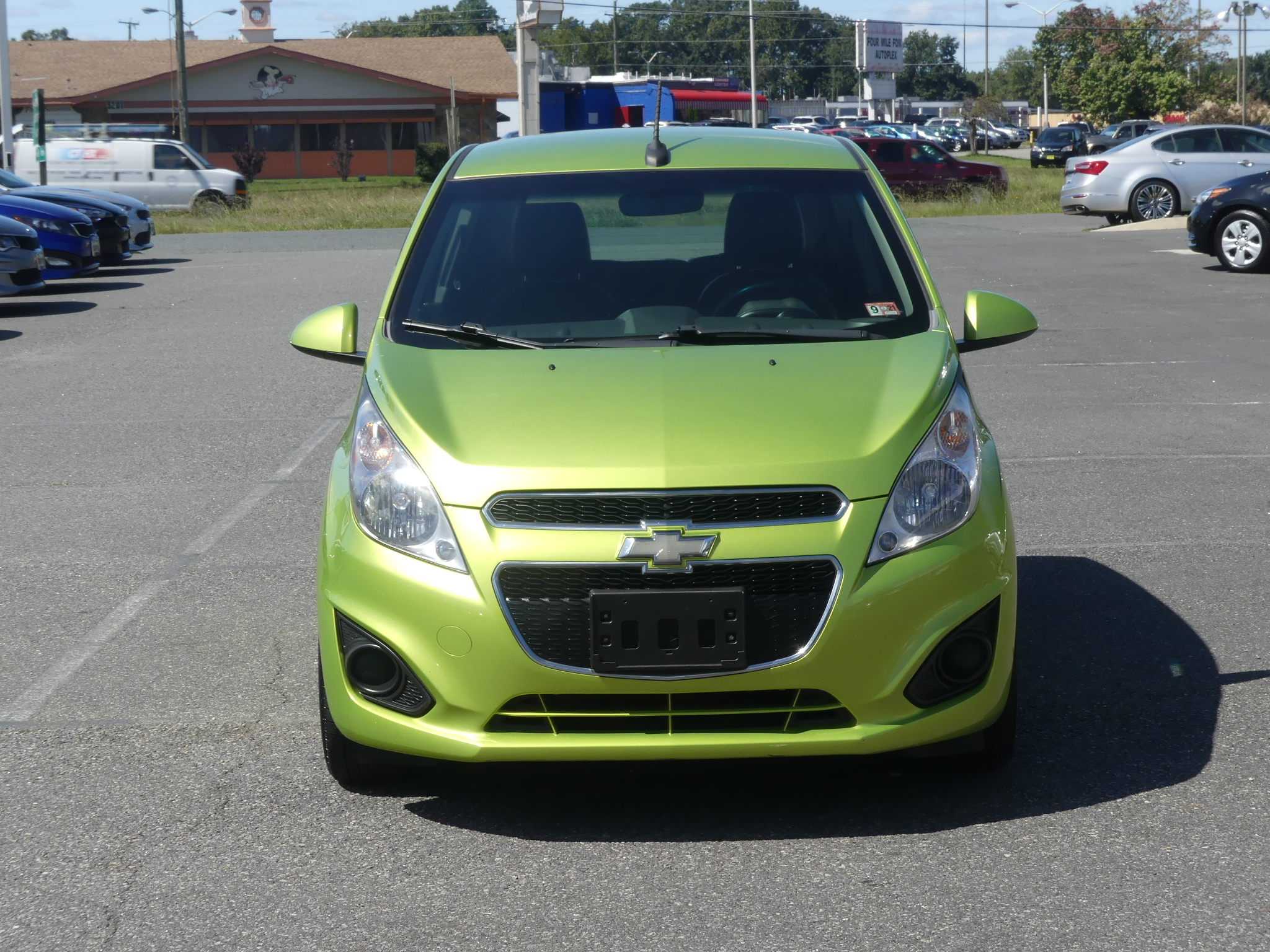 Pre-Owned 2014 Chevrolet Spark 5dr HB CVT LT w/1LT